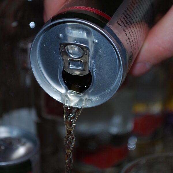 Pre-workout supplements vs. energy drinks: which is the better option?