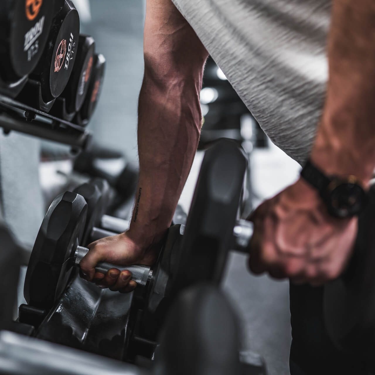 Coffee vs Pre-Workout: Which Is More Energizing?